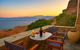 Pablito House-Seaview Monemvasia Nests